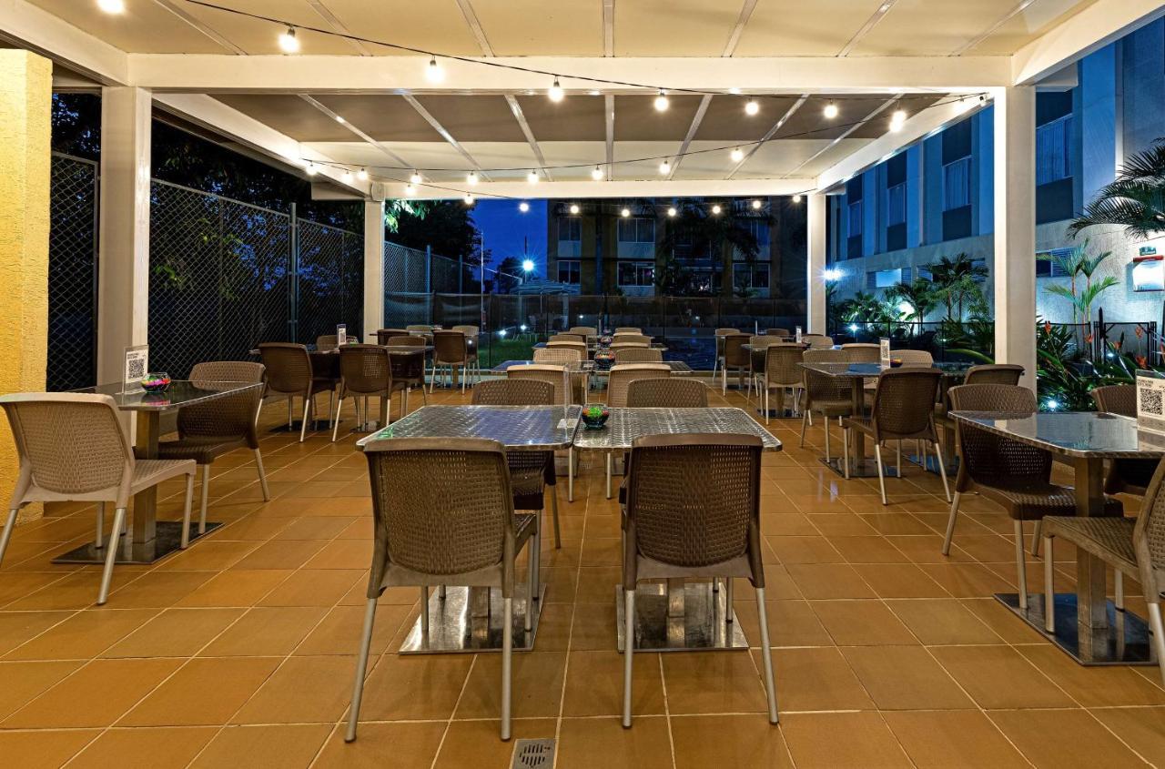 Best Western Puerto Gaitán エクステリア 写真
